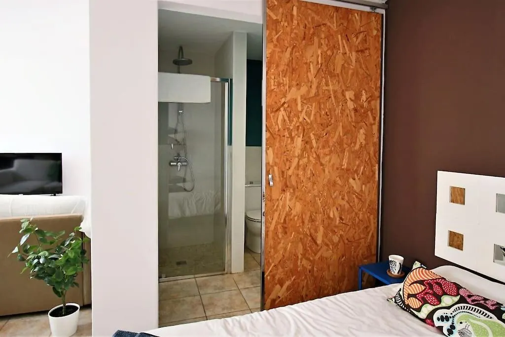 Cozy Studio By The Waves La Santa 0*,