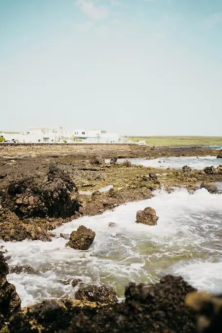 Cozy Studio By The Waves La Santa Spanje
